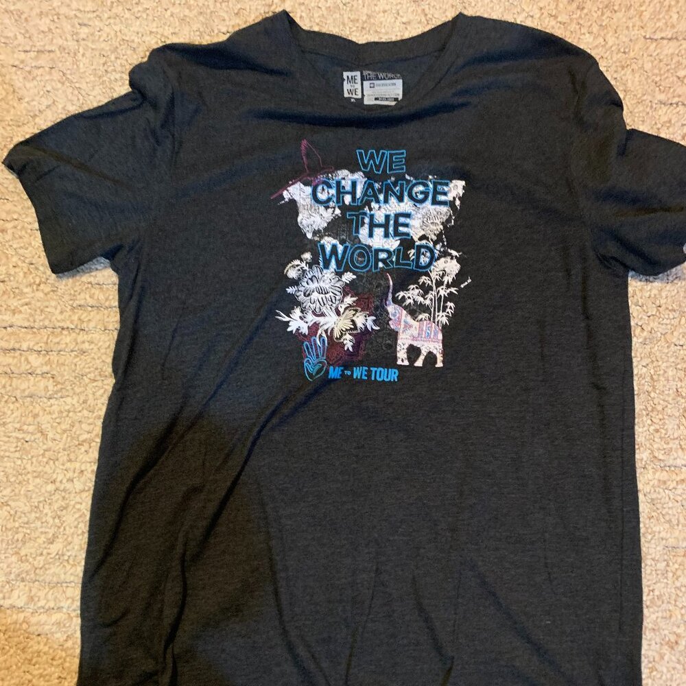Set of 3 Me to We T-Shirts - XL